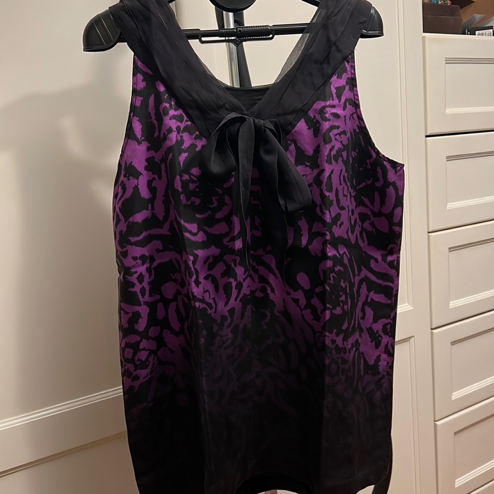 KENSIE silk top, L